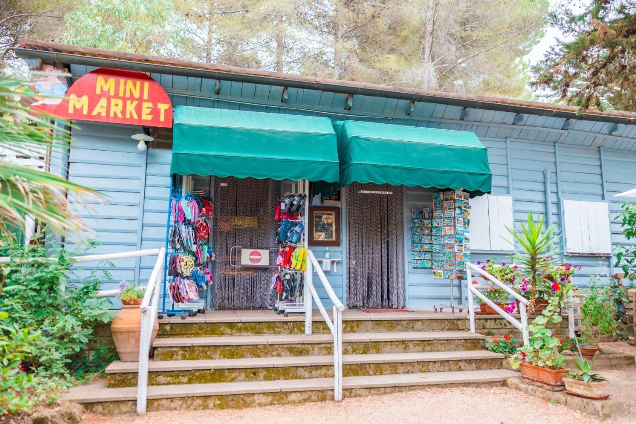 Le Pianacce Camping Village 카스타니에토카르두치 외부 사진