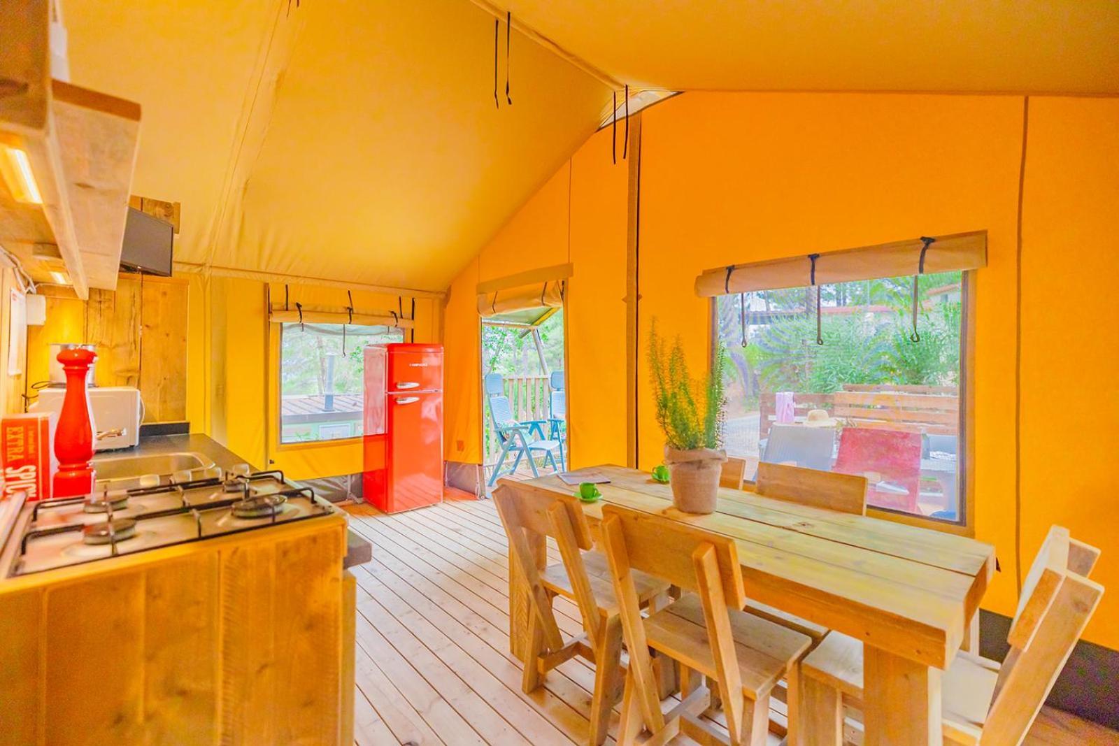 Le Pianacce Camping Village 카스타니에토카르두치 외부 사진